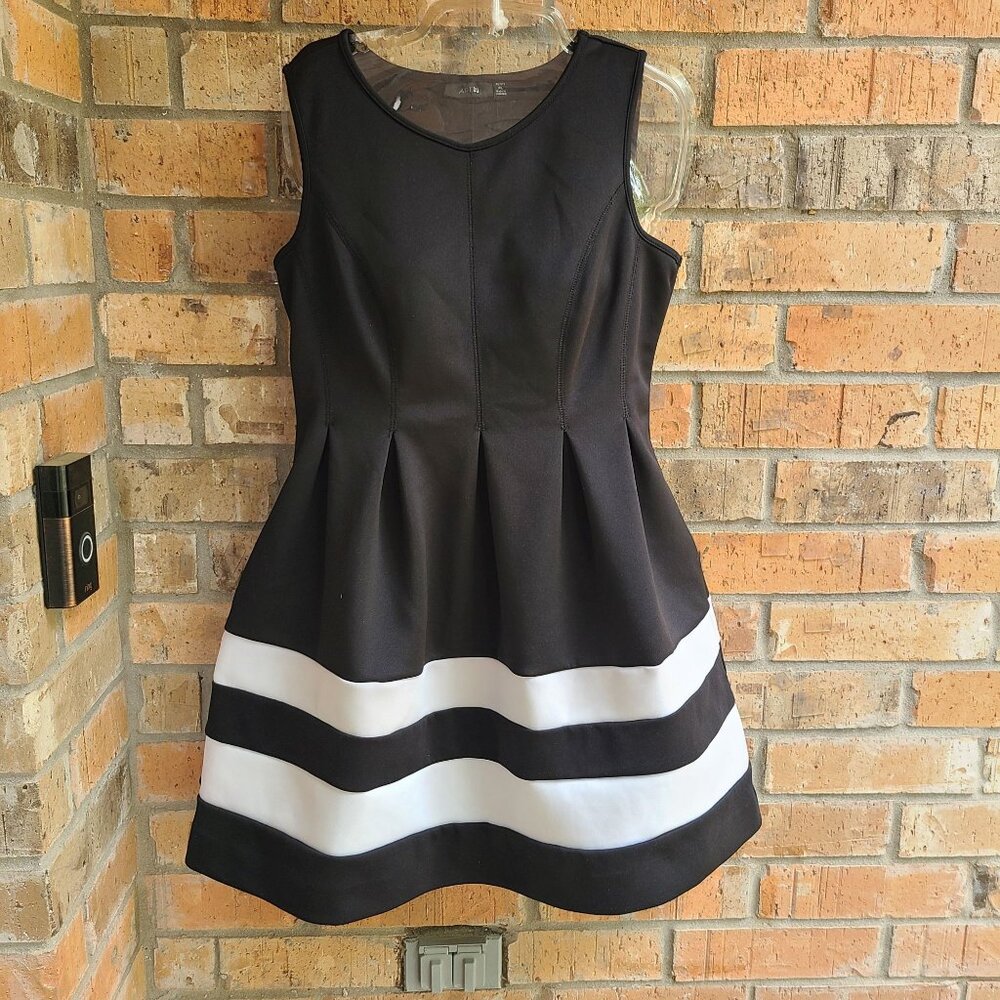 APT 9 Mini Dress Fit-n-Flare Pleated Sleeveless Black White Size L Petite PL - Picture 7 of 8